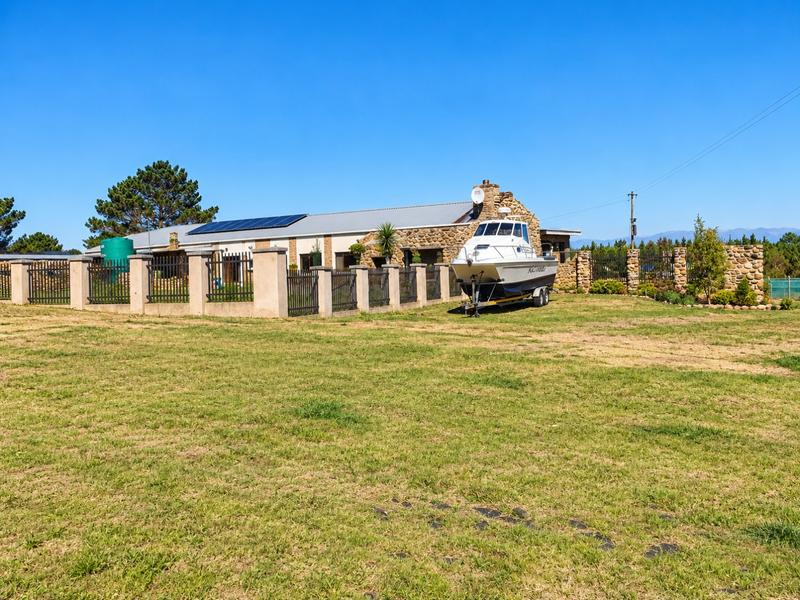4 Bedroom Property for Sale in Riversdale Rural Western Cape